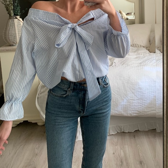 Pin Striped Crop Blouse - Picture 1 of 4